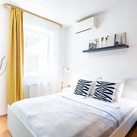 Central - Cozy Air Conditioned Studio Budapest Exterior photo