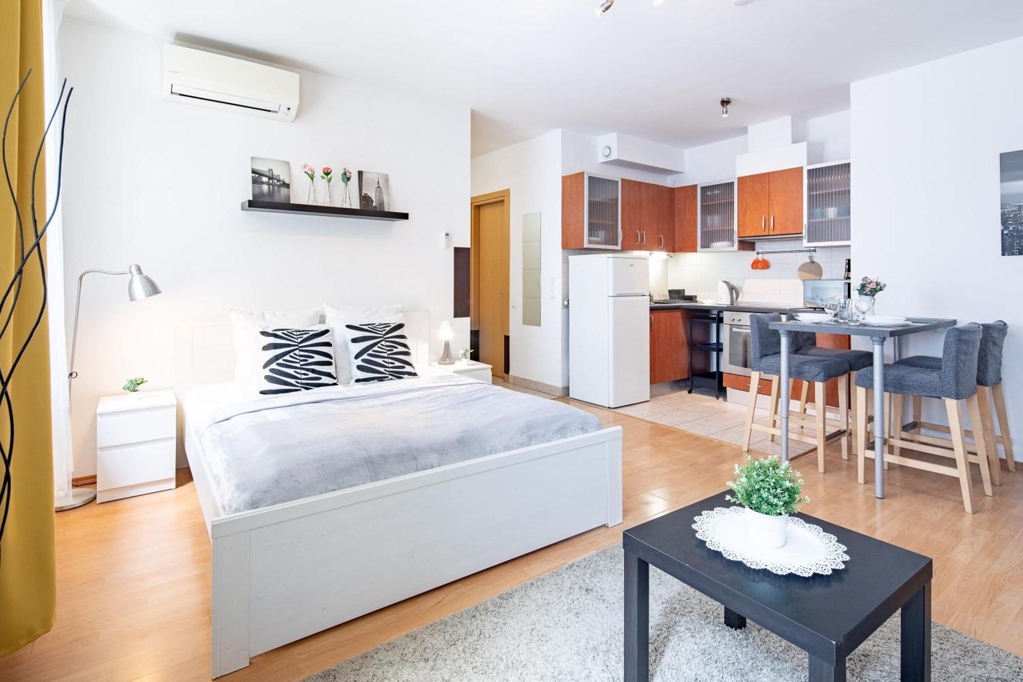 - Cozy Air Conditioned Apartman *